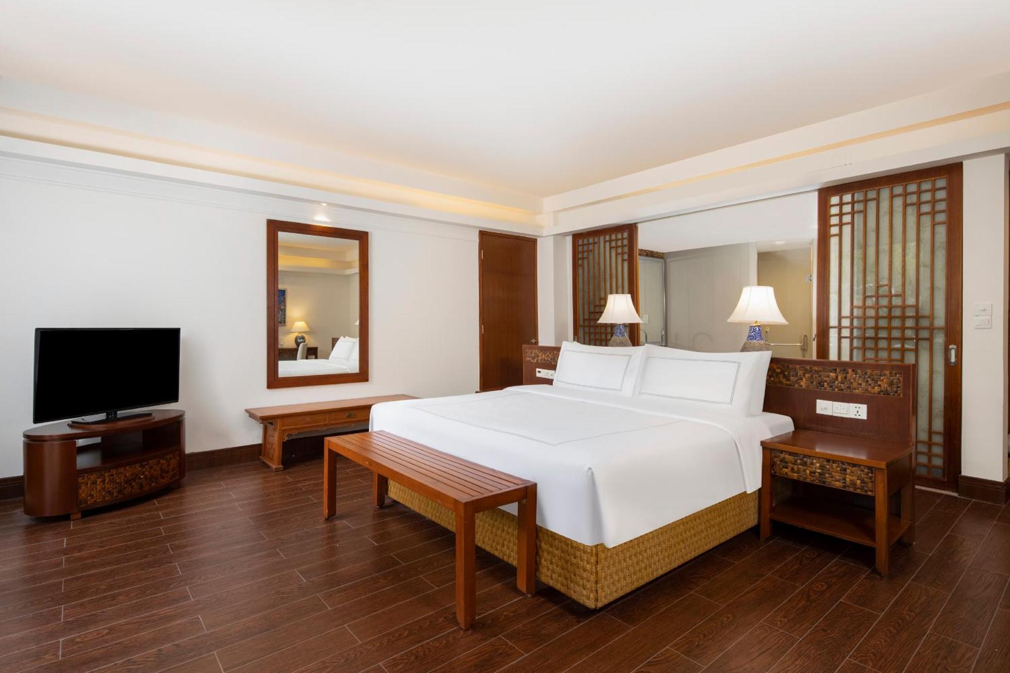 Swissotel Sanya Yalong Bay Exterior foto