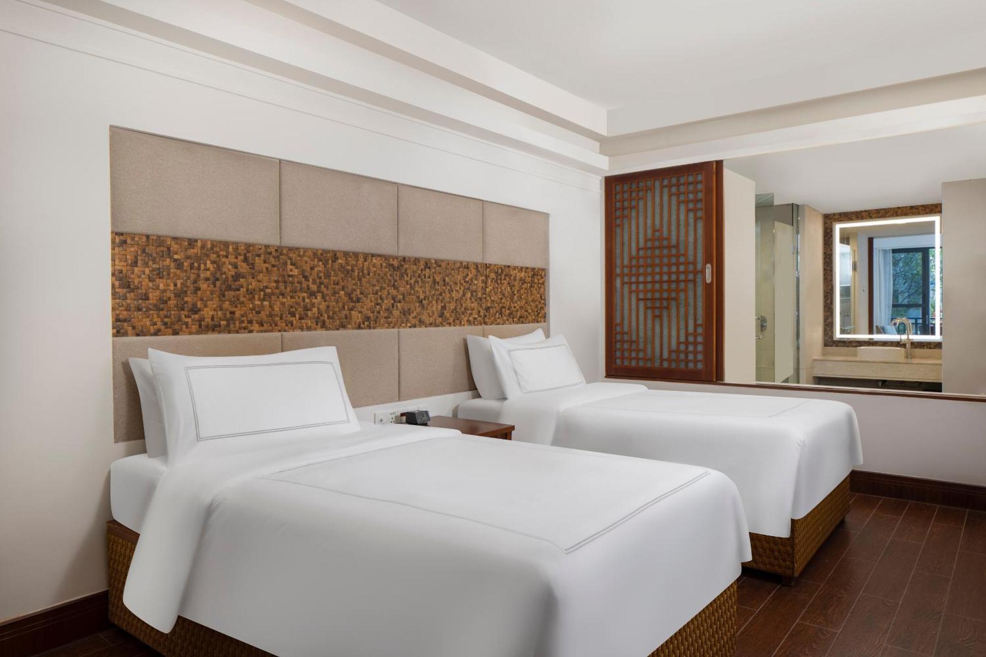 Swissotel Sanya Yalong Bay Exterior foto