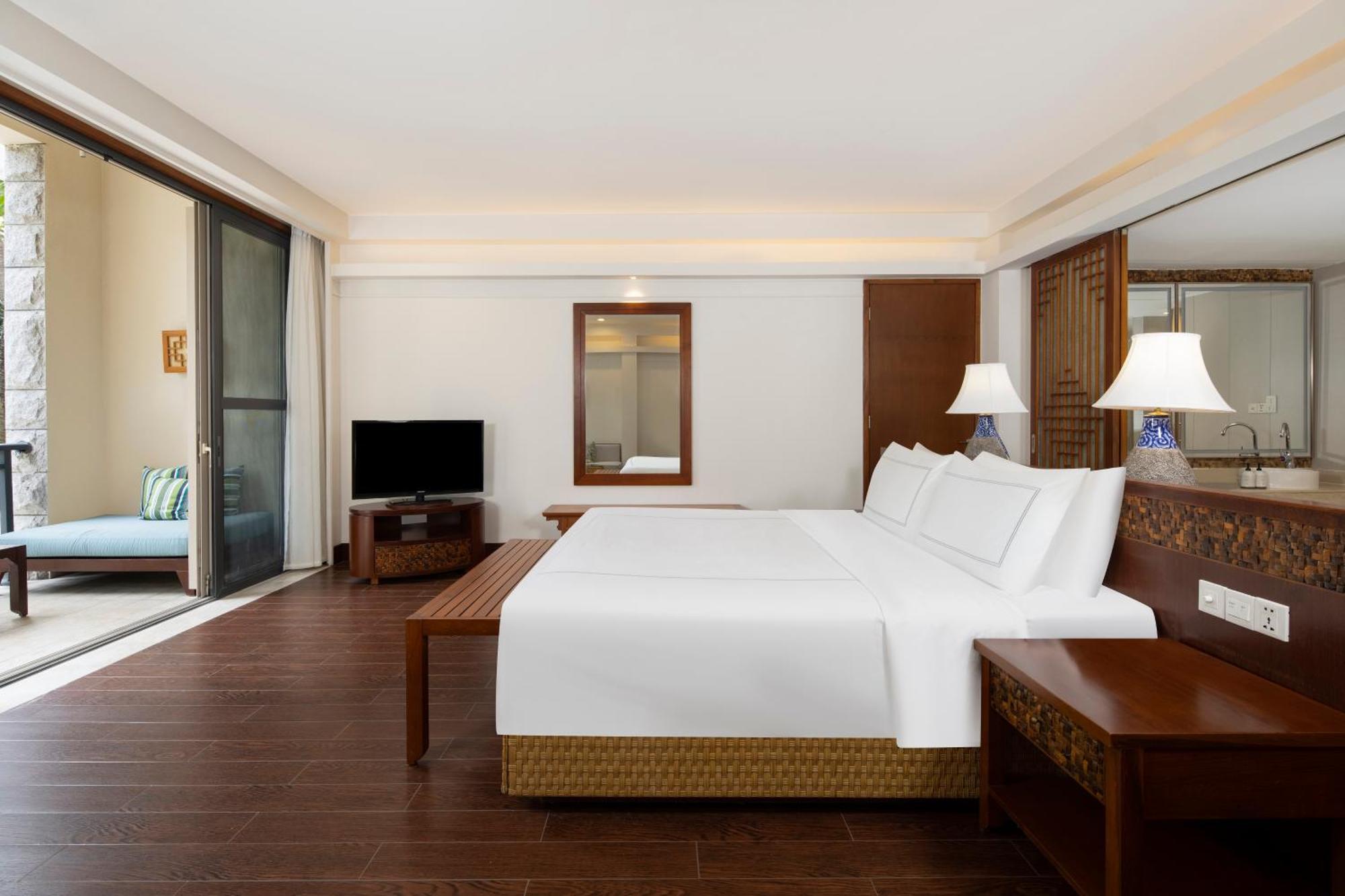 Swissotel Sanya Yalong Bay Exterior foto