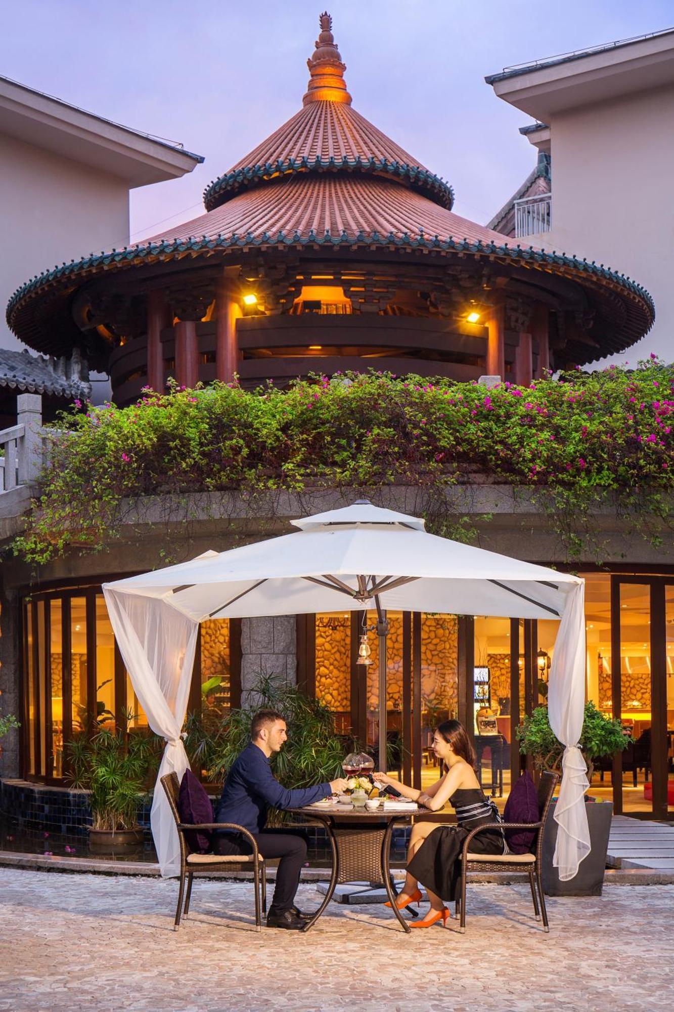 Swissotel Sanya Yalong Bay Exterior foto